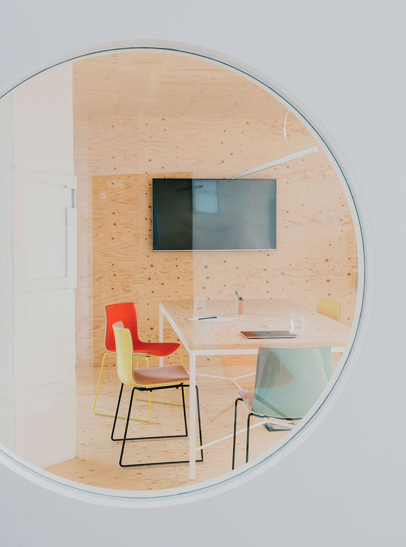 培训家具|布面培训椅|办公家具|设计师家具|Catifa 46 培训椅